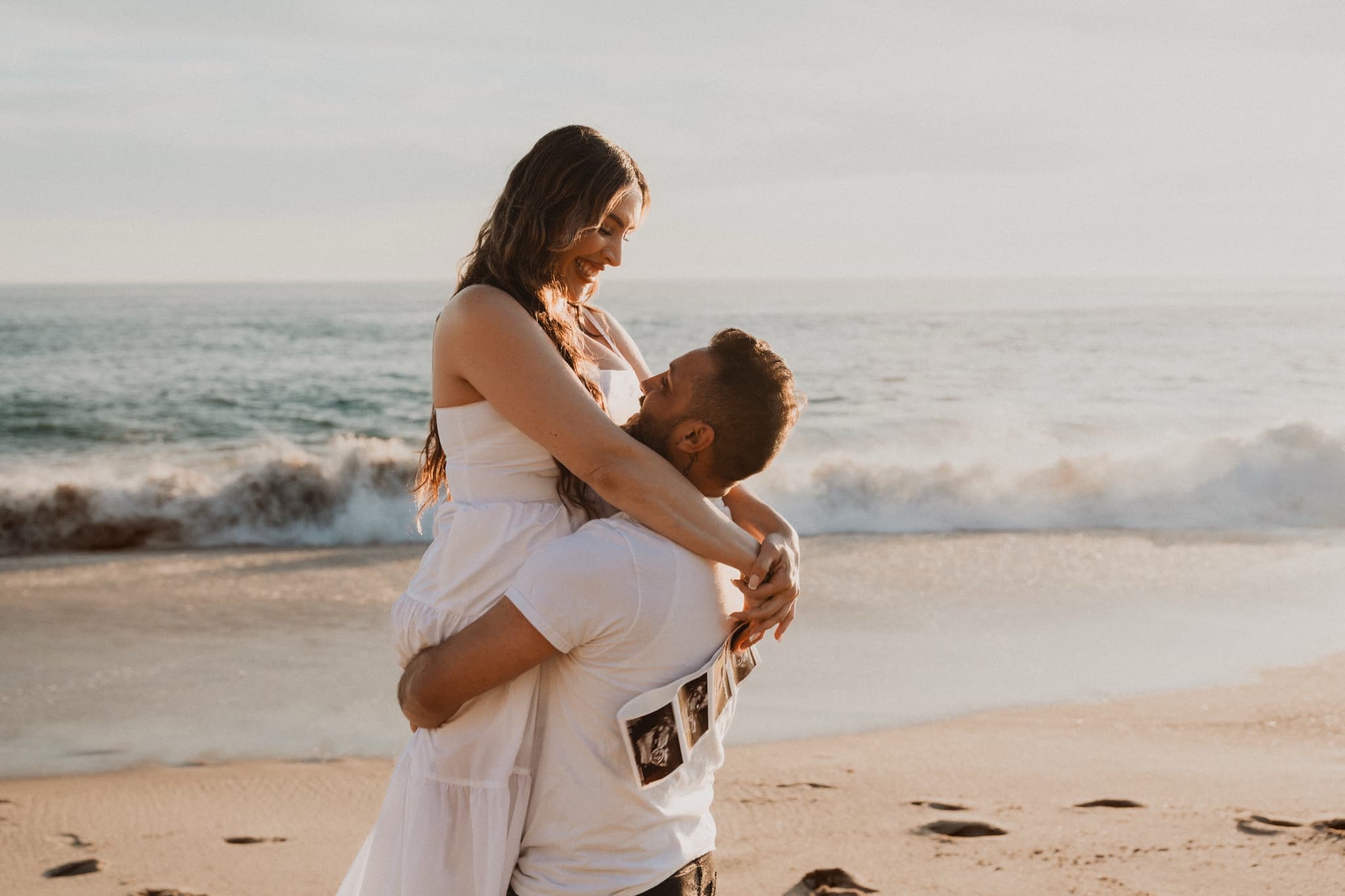 He lifts her after the reveal — Laguna Beach