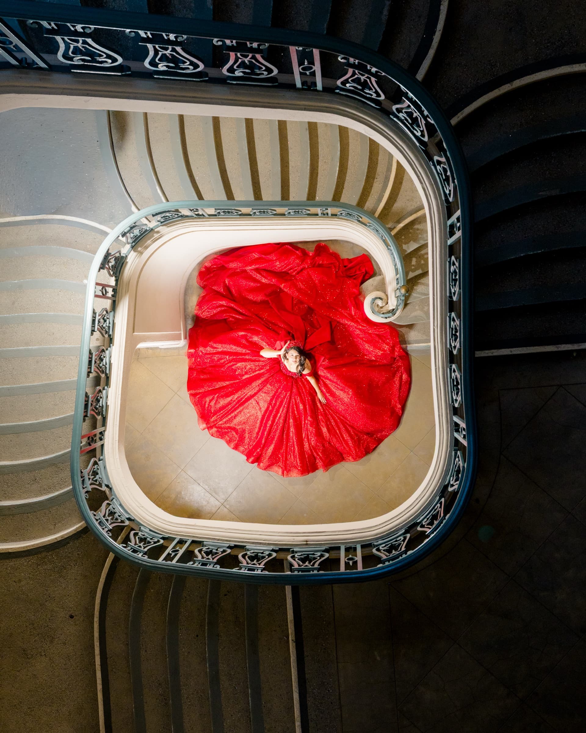 Quinceañera — vista aérea escalera