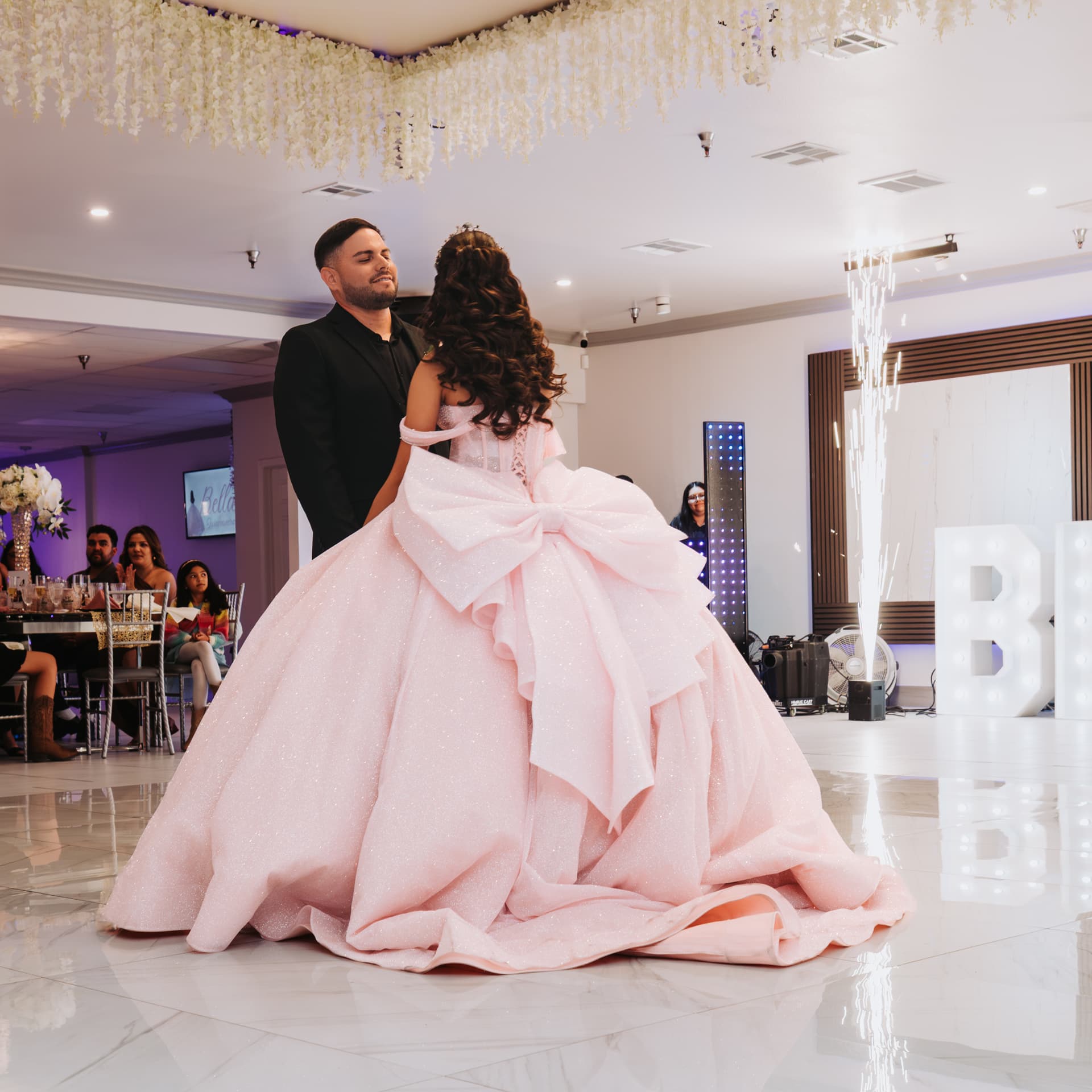 Quinceañera — Bella retrato completo
